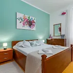 'olivia' Apartman Zadar