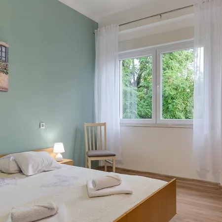 'olivia' 公寓 扎达尔