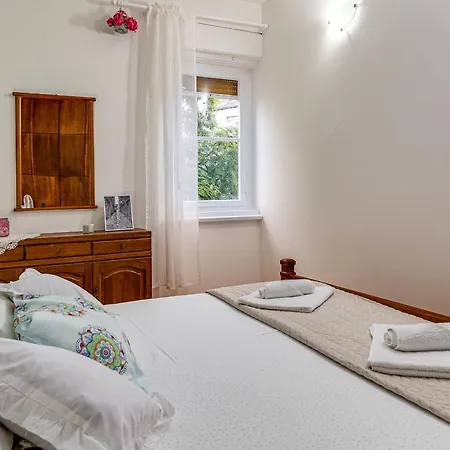 'olivia' Apartment *