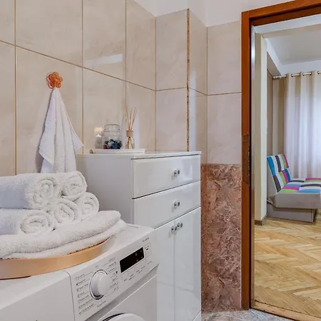 'olivia' 公寓 扎达尔